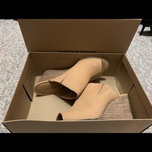 Lucky Brand suede wedges